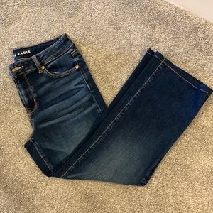 American Eagle favorite boyfriend jeans 10 Short